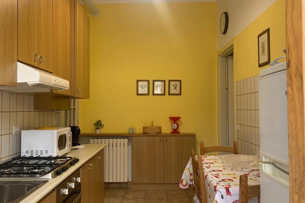 Appartement La Casa Del Nonno à Omegna Extérieur photo
