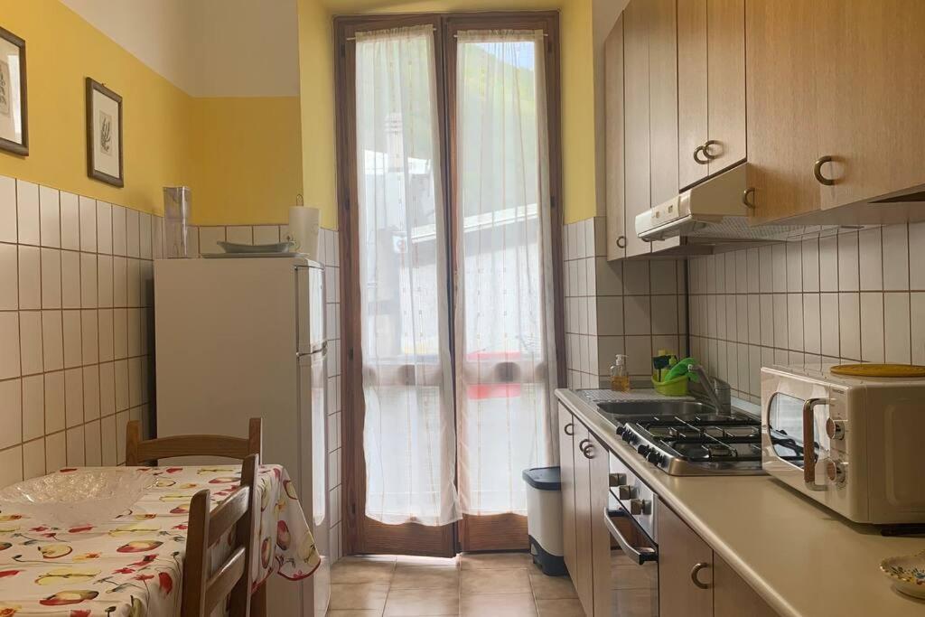 Appartement La Casa Del Nonno à Omegna Extérieur photo